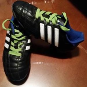 Adidas Soccer Cleats size 13 Excellent Condition!